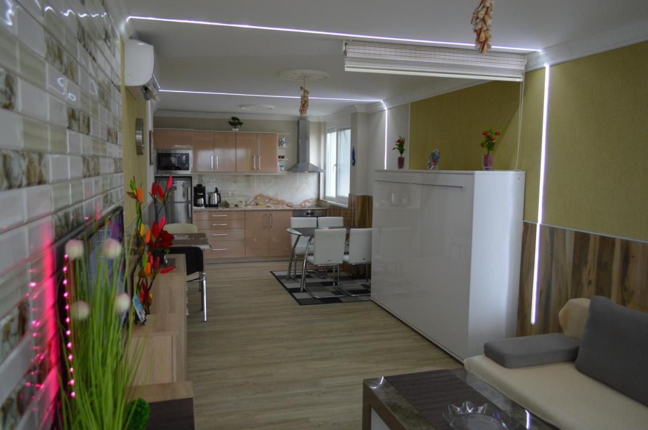 Siofok Ezuestpart Granada 2 Koezvetlen Vizparti Apartman Διαμέρισμα Εξωτερικό φωτογραφία