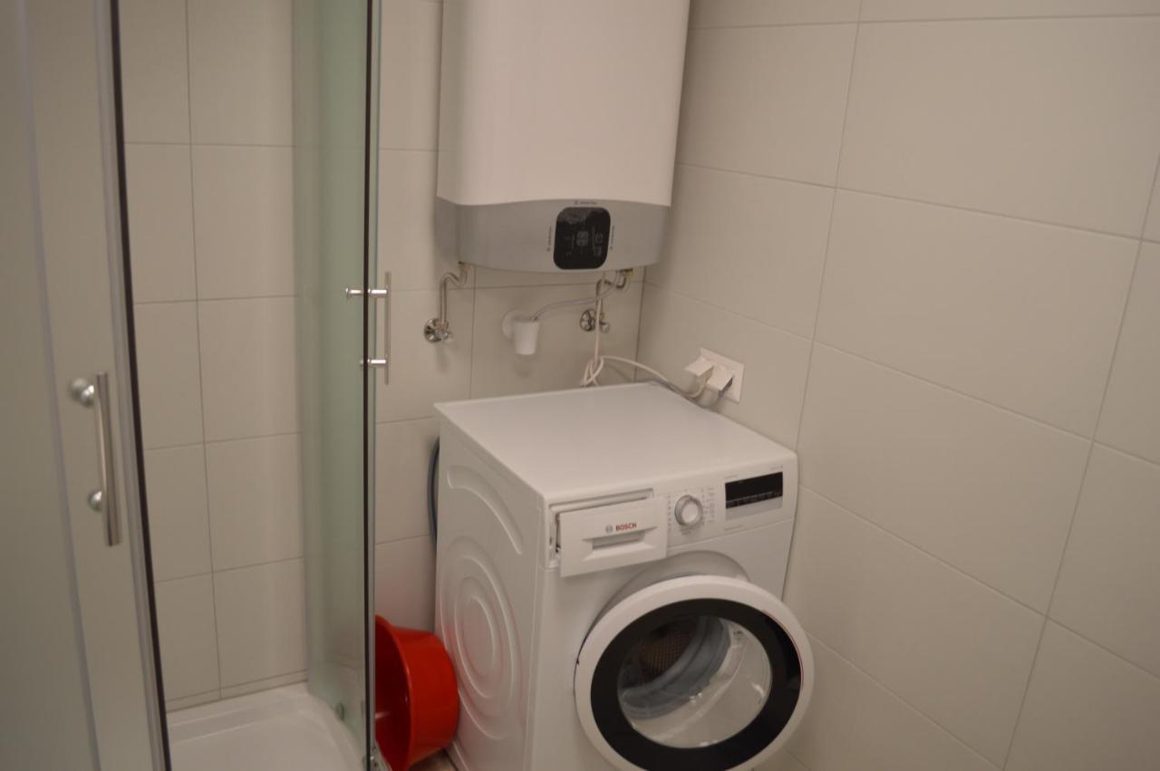Siofok Ezuestpart Granada 2 Koezvetlen Vizparti Apartman Διαμέρισμα Εξωτερικό φωτογραφία